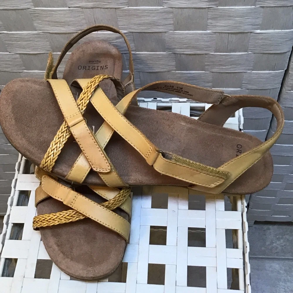 Earth Origins lightweight sandals